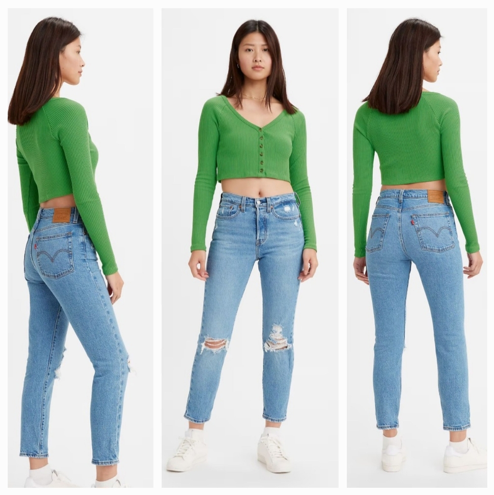 Levi's Premium Wedgie Medium Wash Size 25 New